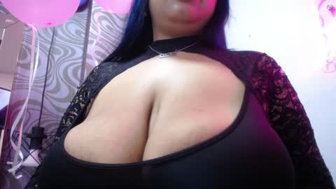 salii_poison online show from November 13, 7:31 pm