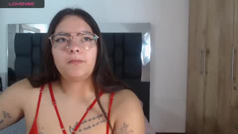 samantha__tylor_ online show from November 12, 4:47 pm