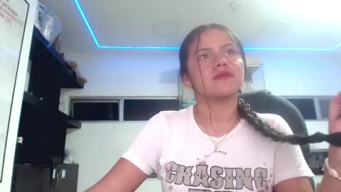 samantha_giraldo1 online show from November 26, 2:23 am