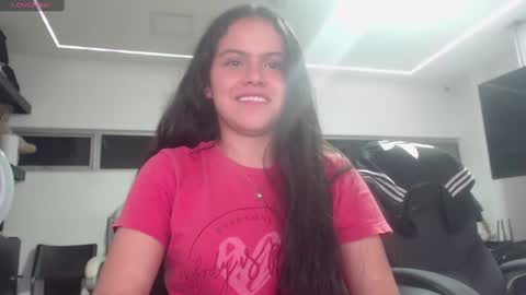 samantha_giraldo1 online show from December 31, 12:15 am