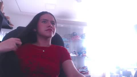 samantha_giraldo1 online show from November 24, 8:27 pm