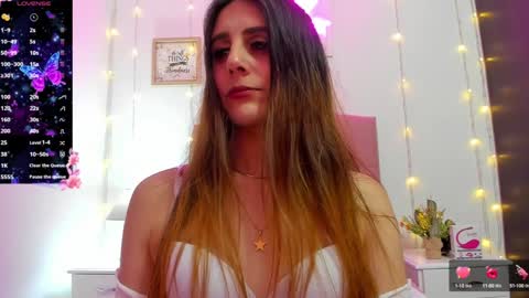 samanthamillher1 online show from November 17, 3:17 am