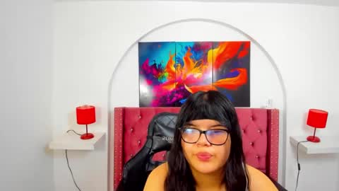 samanthaolmos online show from February 11, 1:39 pm