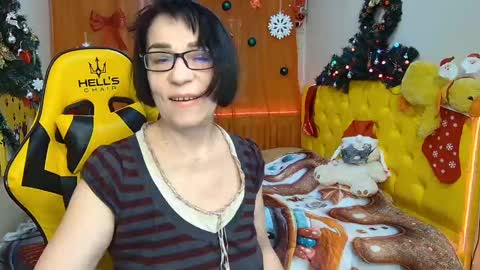 sandrahormas online show from December 14, 8:14 am