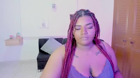 scarlet_fox__ online show from December 4, 11:48 pm