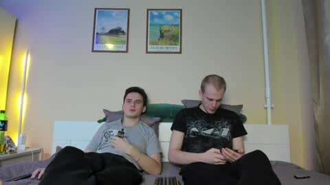 Thomas brunette and Alex blond online show from December 2, 10:56 pm