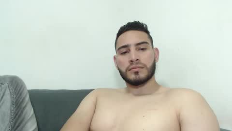 seank_noszka online show from January 6, 8:38 pm