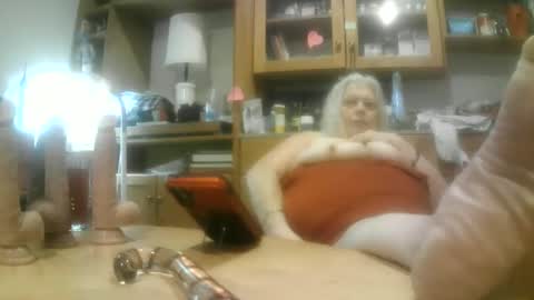 secretbbw_gilf online show from December 27, 11:11 pm