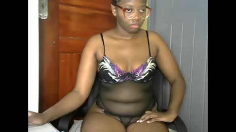 sexie_barbie_ online show from November 24, 2:37 am