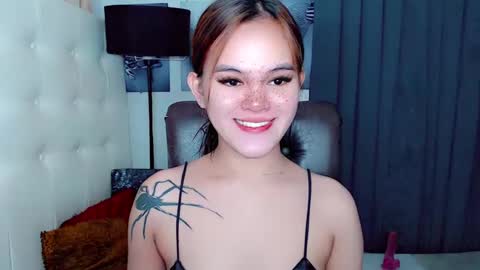 sexxxy_caroline online show from December 6, 9:24 am