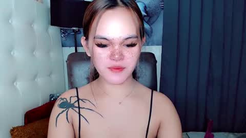 sexxxy_caroline online show from December 16, 8:28 am