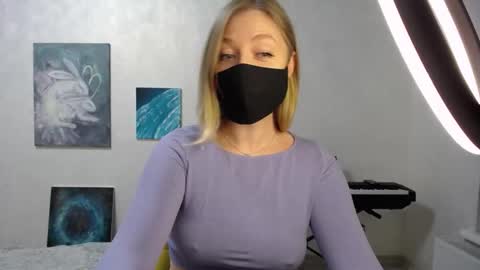 Your sexy online show from January 5, 8:17 pm