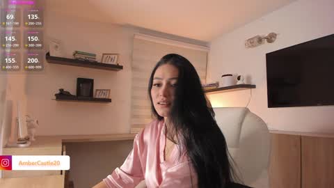 sexy_amber_ online show from December 18, 2:27 am