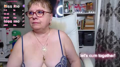 sexylynette4u online show from January 14, 8:16 am