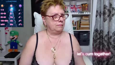 sexylynette4u online show from January 5, 11:05 am