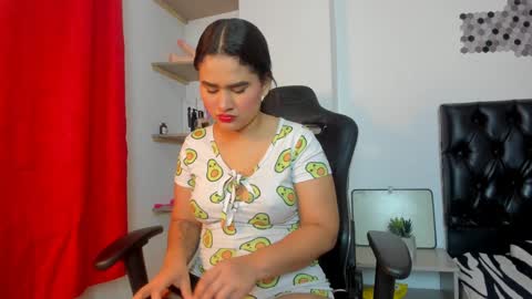 sharlotte_maikol online show from December 4, 8:27 am