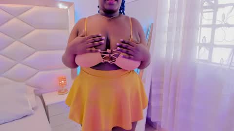 Delicious Ebony online show from December 23, 2:30 pm