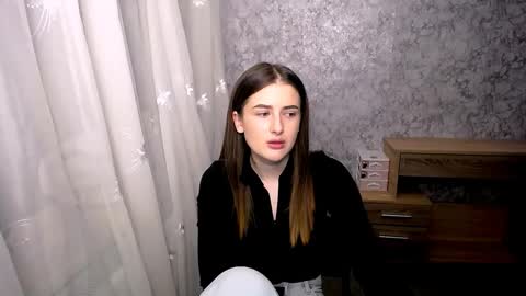 shy_star_milana online show from December 22, 2:00 pm