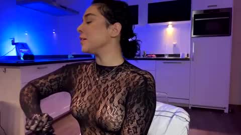 sierra_nevadas online show from January 4, 5:55 pm