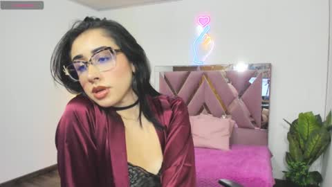 silvana_tay online show from February 18, 7:07 pm