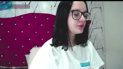 silvia_ls online show from December 8, 9:38 pm