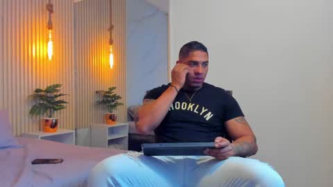 simeone_panda online show from December 9, 1:29 pm