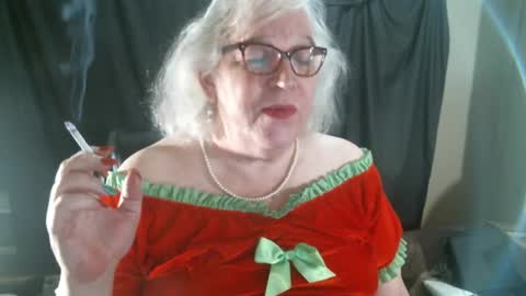 Sissy Diane online show from December 25, 1:58 pm