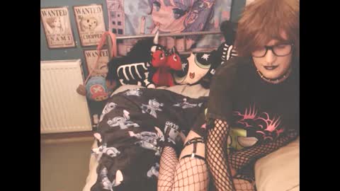 SissyGothx online show from December 10, 1:56 am