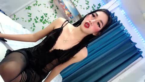 just call me aryana online show from January 6, 11:35 am