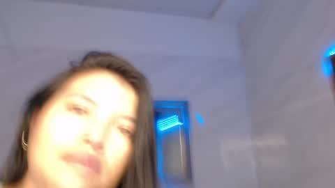 sofi_salomon_b online show from December 29, 7:59 pm