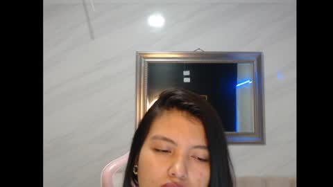 sofi_salomon_b online show from January 7, 7:49 pm