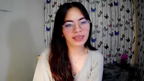 sofia_ava24 online show from January 2, 10:23 pm