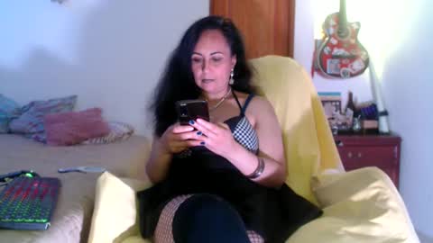 sofia_carmmona online show from December 9, 4:44 pm