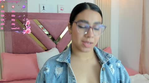 Sofia Rios online show from December 7, 11:03 am