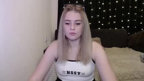 sofia_rosemary online show from November 27, 10:42 am