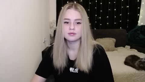 sofia_rosemary online show from December 11, 11:14 am