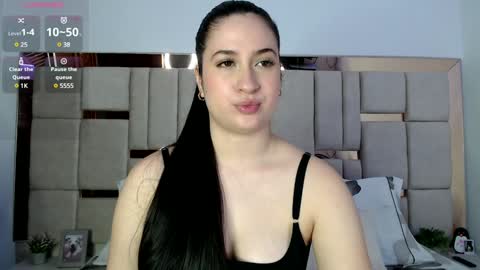 sofiaduque_26 online show from January 3, 8:30 pm