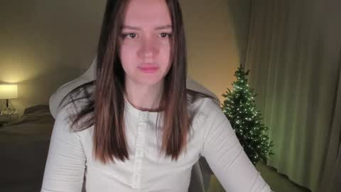 sonia_moon_ online show from January 7, 1:17 am