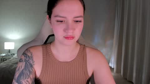 sonia_moon_ online show from January 14, 1:24 am