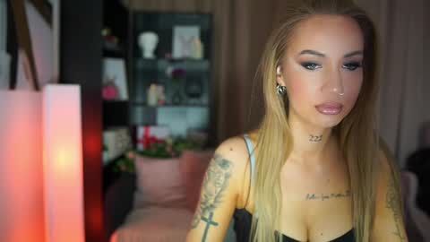 sonya__kelsey online show from January 16, 2:08 pm