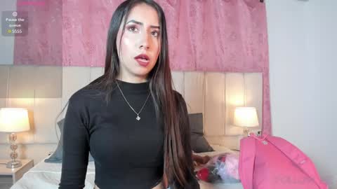 sophi_thaylor online show from December 11, 12:50 pm