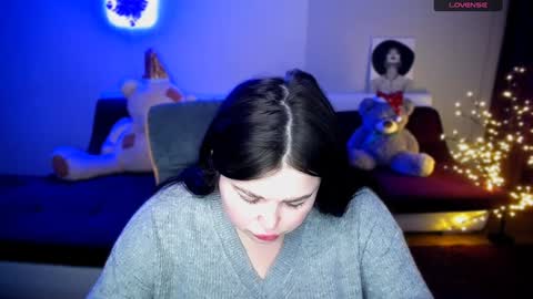 sophia__olsen online show from December 23, 6:36 am