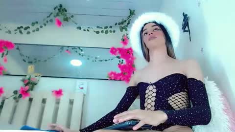 sophie_miaa online show from December 13, 12:04 am