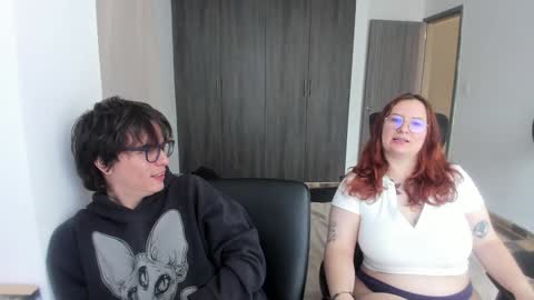 andy and cherry online show from December 2, 4:37 pm