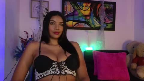 soy_isabel online show from December 5, 9:54 pm