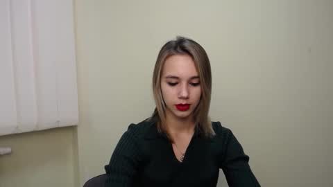 Stacy online show from November 24, 1:03 pm