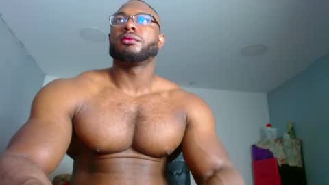 strong_george1 online show from December 24, 6:11 pm