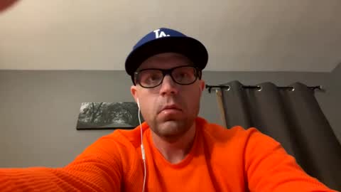 submissivebrett372 online show from November 26, 4:57 am