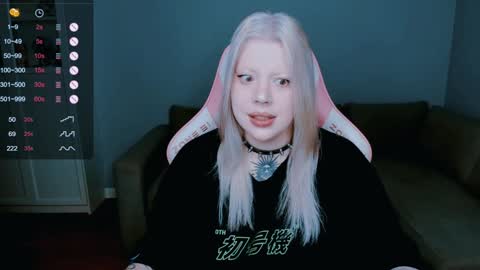 succubus_leslie online show from November 20, 7:18 am