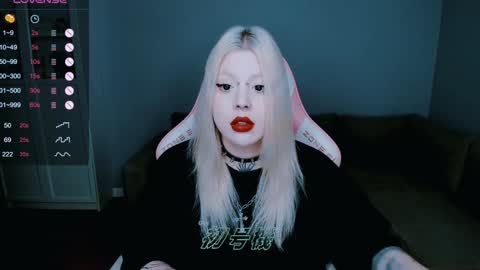 succubus_leslie online show from December 15, 12:35 pm